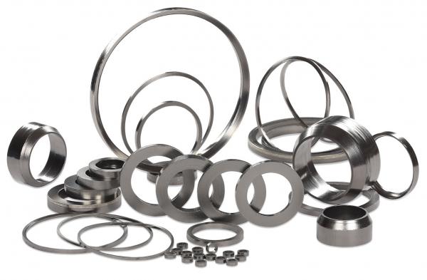 Сальниковые кольца из терморасширенного графита Графлекс-КГН,  фланцевые прокладки,  СНП,  ПУТГ